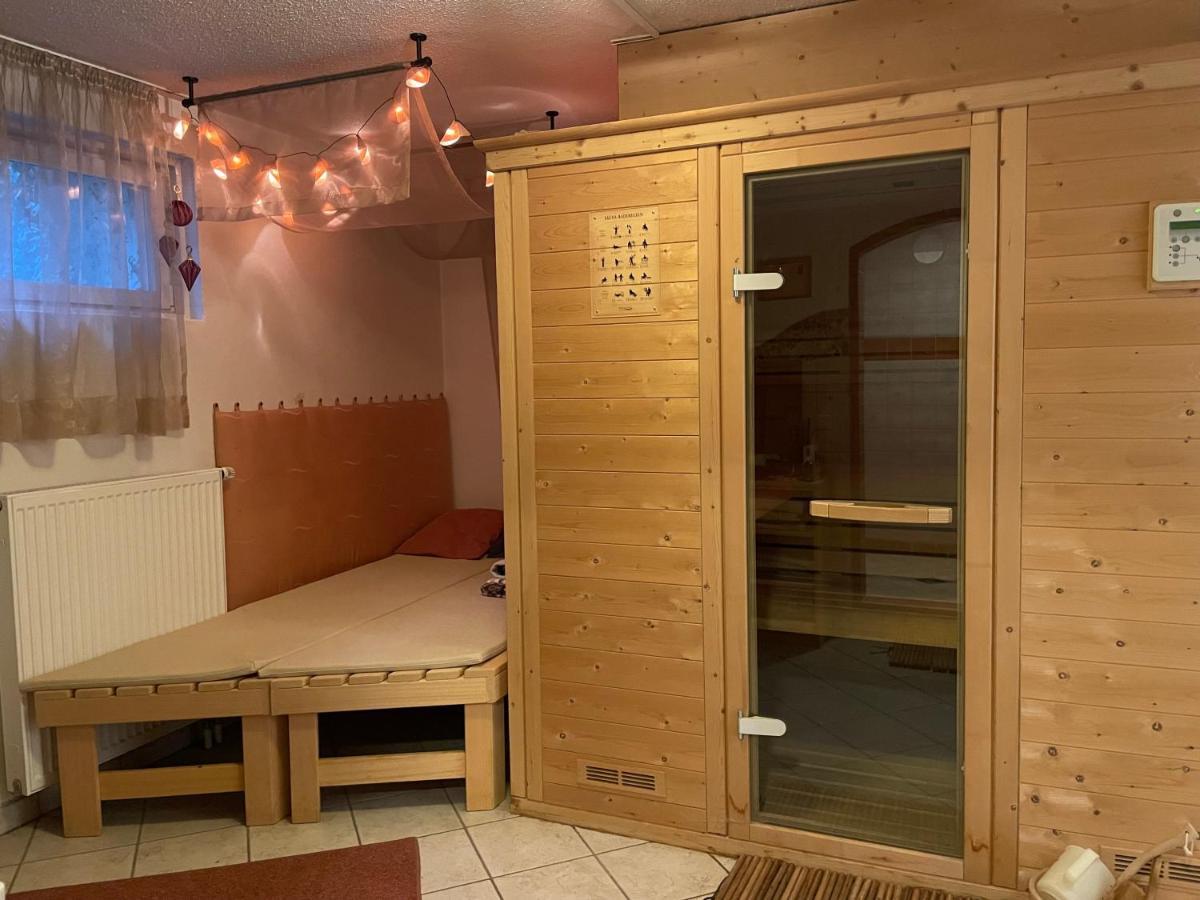 Schoene Mit Pool Und Sauna Zum Wohlfuehlen Appartement *